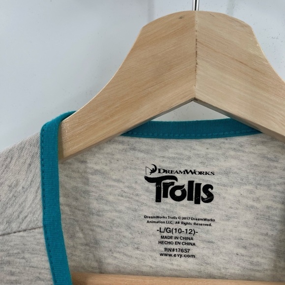 Dream Works Trolls “Hugs All Around” Girls Large(10-12) - Picture 4 of 4